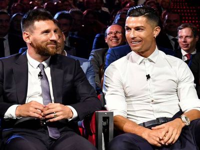 Futbol dünyasını heyecanlandıran haber: Ronaldo ve Messi son bir kez bir araya gelebilir