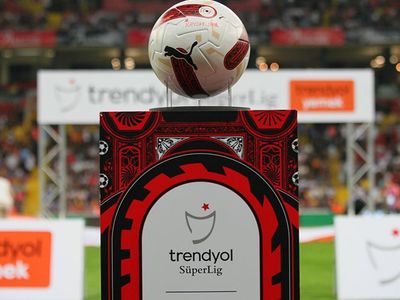 Futbol şöleni başlıyor: Süper Lig'in ve Türkiye Kupası'nın tarihleri belli oldu