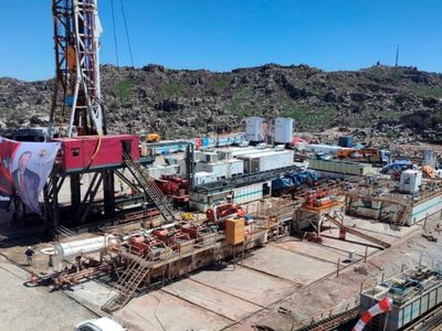 Gabar enerji yuvasına dönüştü: Su kuyusundan bile petrol fışkırıyor