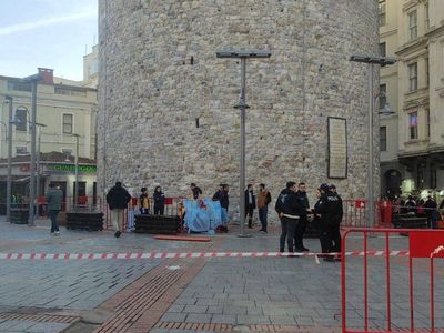 Galata Kulesi'nden düşen 19 yaşındaki genç hayatını kaybetti!