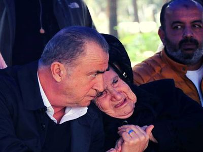 Galatasaray acı haberi açıkladı: Fatih Terim’in annesi Nuriye Terim hayatını kaybetti