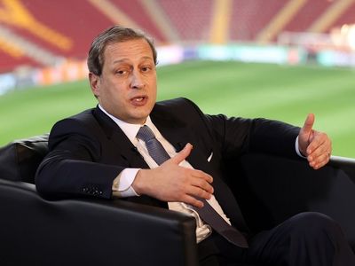Galatasaray Başkanı Burak Elmas, Haziran ayındaki seçim öncesi kirli iktidar oyunları oynandığını söyledi