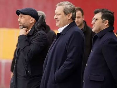 Galatasaray Başkanı Burak Elmas'ın, UEFA Avrupa Ligi'nde Barcelona'nın elenmesi halinde takıma vereceği prim belli oldu!