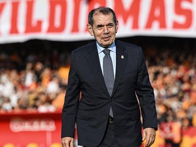 Galatasaray Başkanı Dursun Özbek hastaneye kaldırıldı