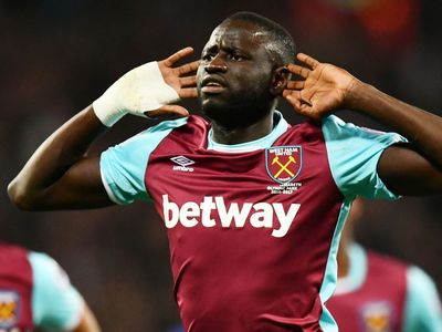 Galatasaray Cheikhou Kouyate'yi Kadrosuna Katmak İstiyor!