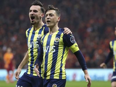 Galatasaray Derbisinin Ardından Fenerbahçeli Mesut Özil'den Dikkat Çeken Açıklamalar!