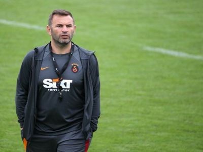 Galatasaray iki oyuncunun bileti kesildi: Okan Buruk’tan kadro dışı kararı