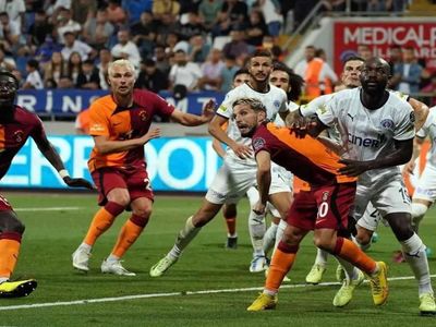 Galatasaray Kasımpaşa maçı ne zaman, saat kaçta ve hangi kanalda? Galatasaray Kasımpaşa maçı şifresiz mi? Lider Galatasaray 1 ay sonra sahaya çıkıyor