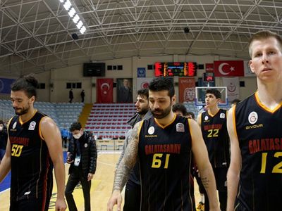 Galatasaray Mağlubiyeti Sahayı Karıştırdı