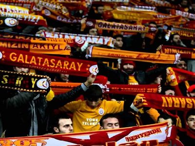 Galatasaray Roma maçı ne zaman ve saat kaçta? Galatasaray Roma maçı hangi kanalda yayınlanacak, günü belli oldu mu? Galatasaray ile Roma depremzedeler için karşı karşıya