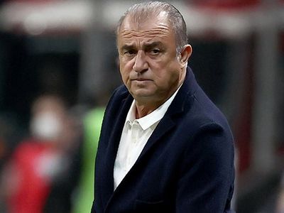 Galatasaray Teknik Direktörü Fatih Terim'den Sivasspor Mağlubiyeti Sonrası Takıma Uyarılar Geldi!