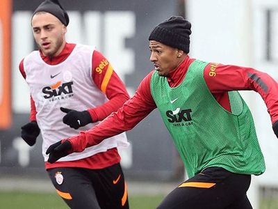 Galatasaray'da 3 Futbolcu Takıma Geri Döndü!
