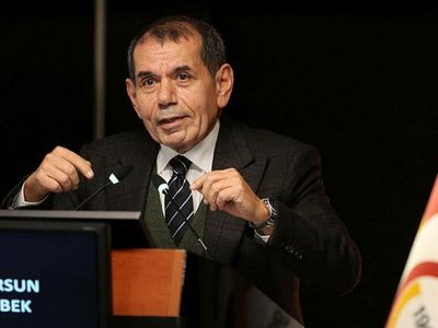 Galatasaray'da başkan adayı olan Dursun Özbek taraftarlara mesaj verdi!