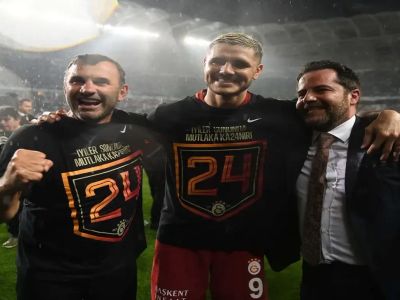 Galatasaray'da beklenmedik ayrılık: O isim istifasını açıkladı!