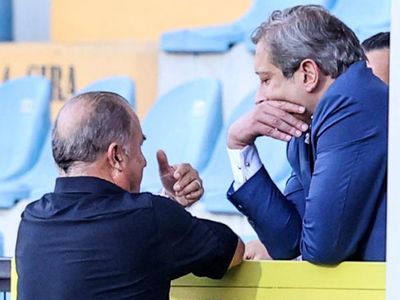 Galatasaray'da Burak Elmas İle Fatih Terim Arasında Transfer Görüşmesi!