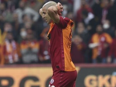 Galatasaray'da Cezayirli yıldız Sofiane Feghouli büyük tepki alıyor!
