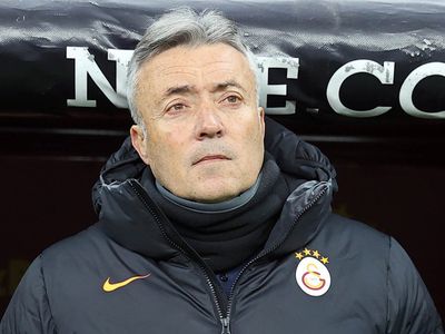 Galatasaray'da Domenec Torrent, Beşiktaş derbisinde aldıkları galibiyetin ardından açıklamalarda bulundu