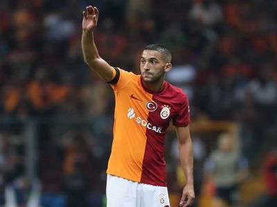 Galatasaray’da Hakim Ziyech depremi: Takımdan ayrılacağını Erden Timur’a iletti