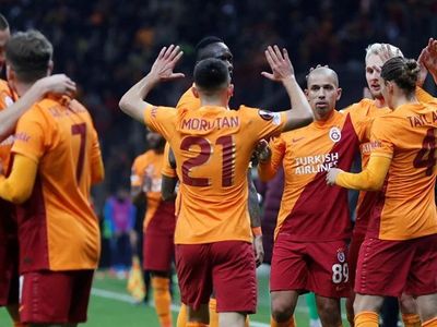 Galatasaray'da Koronavirüs Vakaları Artmaya Devam Ediyor!