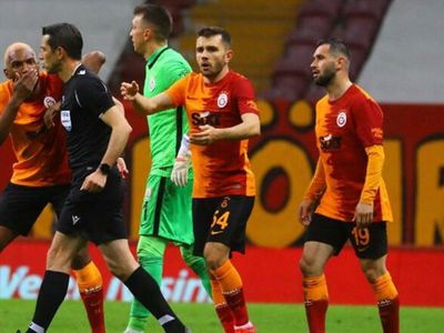 Galatasaray'da Sakatlıklar Düşündürüyor!