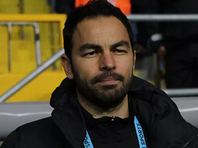 Galatasaray'da Selçuk İnan Adana Demirspor Mağlubiyeti Sonrası Yunus Akgün Transferi Hakkında Konuştu!