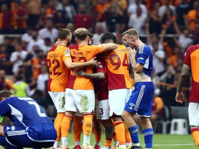 Galatasaray’da şok ayrılık: Sabah saatlerinde İtalya’ya gitti
