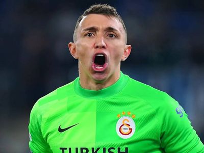 Galatasaray’da şok Muslera kararı: Takımdan ayrılacak mı?