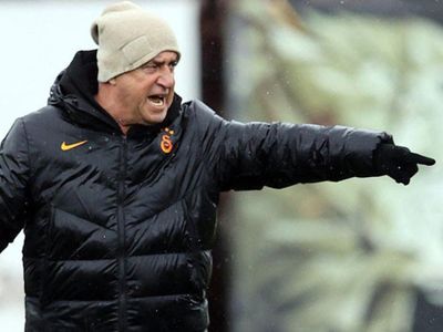 Galatasaray'da Sürpriz Karar