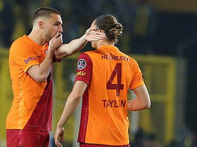 Galatasaray'da Taylan Antalyalı ve Berkan Kutlu'nun performansı takımı etkiledi!