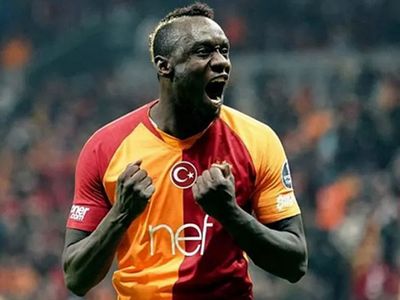 Galatasaray'da transfer durumu belirsiz olan Mbaye Diagne'den sevindiren haber geldi!