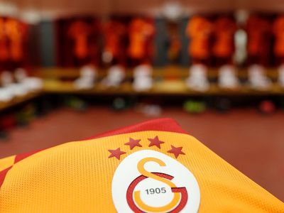 Galatasaray'dan daha terleri soğumadan transfer hareketi