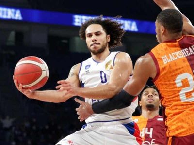 Galatasaray'dan Euroleague Şampiyonu Anadolu Efes'e tarihi fark!