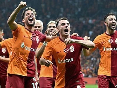 Galatasaray'dan iki bomba birden! Transferleri TFF'ye bildirdi