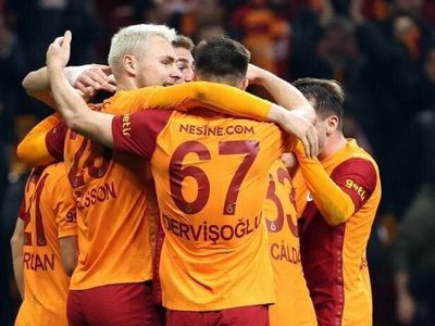 Galatasaray'ın Adana Demirspor Maçı Öncesi Kamp Kadrosu Belli Oldu