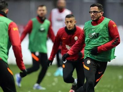 Galatasaray'ın Antalya Kampında Hiçbir Yönetici Yer Almadı!