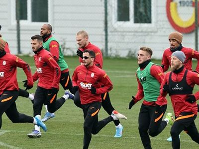 Galatasaray'ın duran toplardaki başarısızlığı göze çarpıyor!