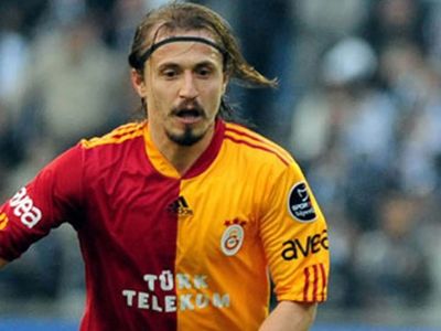 Galatasaray'ın eski futbolcusu Ayhan Akman idari kadroda görev alacak!