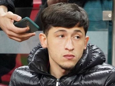 Galatasaray'ın Rumen futbolcusu Olimpiu Morutan transfer süreci ve Domenec Torrent hakkında çarpıcı açıklamalarda bulundu!