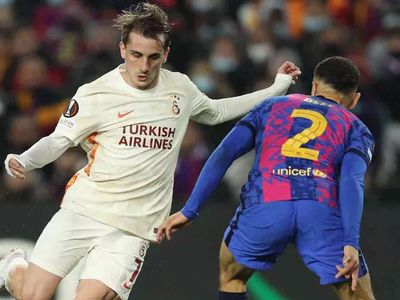 Galatasaray'ın UEFA Avrupa Ligi'nde oynadığı Barcelona karşılaşmasının ardından Kerem Aktürkoğlu çarpıcı açıklamalarda bulundu!