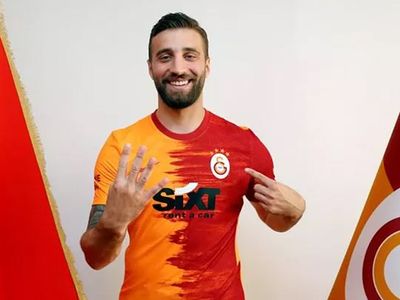 Galatasaraylı Alpaslan Öztürk'den Barcelonalı Traore'ye hayvan benzetmesi!