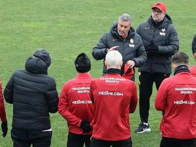 Galatasaraylı Futbolculardan Domenec Torrrent'e Tepkiler Geliyor!