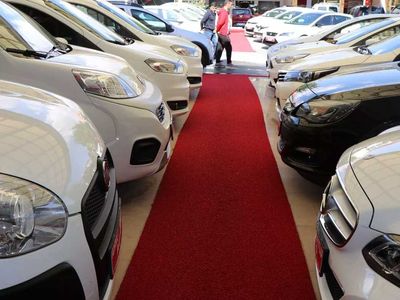 Galerici tarafından paylaşılan ilanı paylaştı dolandırmadığı insan kalmadı! 50 bin TL kapora ücreti gönderen bile var!