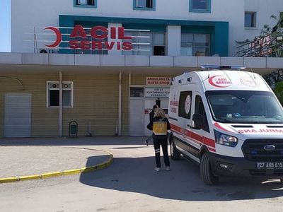 Gaziantep Teksas'a döndü! Hasta yakınları ambulansı kaçırdı!