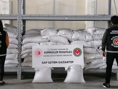 Gaziantep'te Değeri 700 Bin Lira Olan Kaçak Fıstık Ele Geçirildi