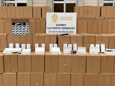 Gaziantep'te Kamyonetten 2 Milyon 900 Bin Gümrük Kaçağı Makaron Çıktı