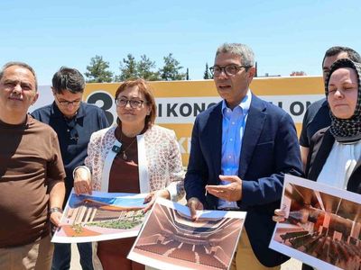 Cenk Özkaçar: 'Böylesine bir futbol kültürünün parçası olmak gurur verici'