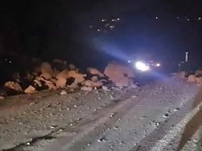 Gaziosmanpaşa'da toprak kayması yaşandı: Konuyla ilgili valilikten açıklama geldi