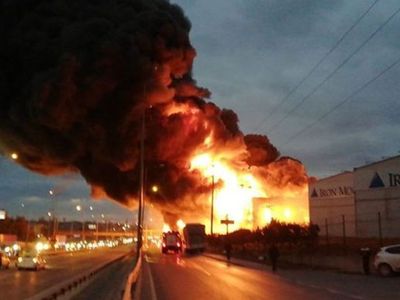 Gebze'de İş Yerinde Yangın Çıktı