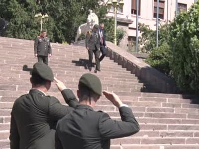 Genelkurmay başkanı bayraktaroğlu, kuveytli mevkidaşı al shariaan ile görüştü