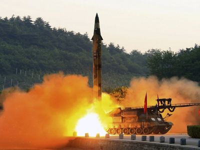 Gerçek mühimmatlı tatbikata sert tepki: Askeri adımlar atarız